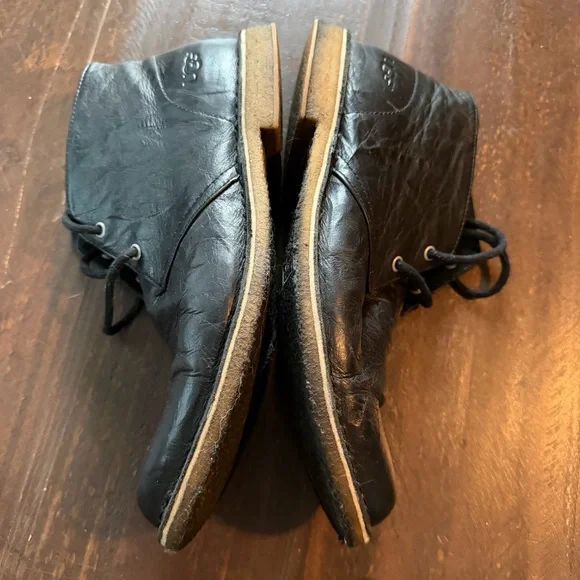 UGG Black Leather Leighton Chukka Boots - Size 9M
